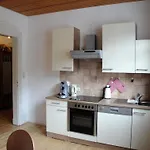 In Einem Historischen Gebaeude Mit Balkon Und Blick Auf Mosel By Interhome Lägenhet *