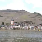 Lägenhet In Einem Historischen Gebaeude Mit Balkon Und Blick Auf Mosel By Interhome