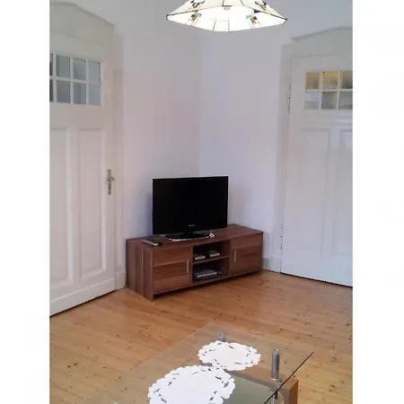 In Einem Historischen Gebaeude Mit Balkon Und Blick Auf Mosel By Interhome Daire