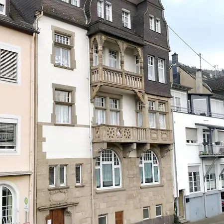 Apartmán In Einem Historischen Gebaeude Mit Balkon Und Blick Auf Mosel By Interhome Zell an der Mosel