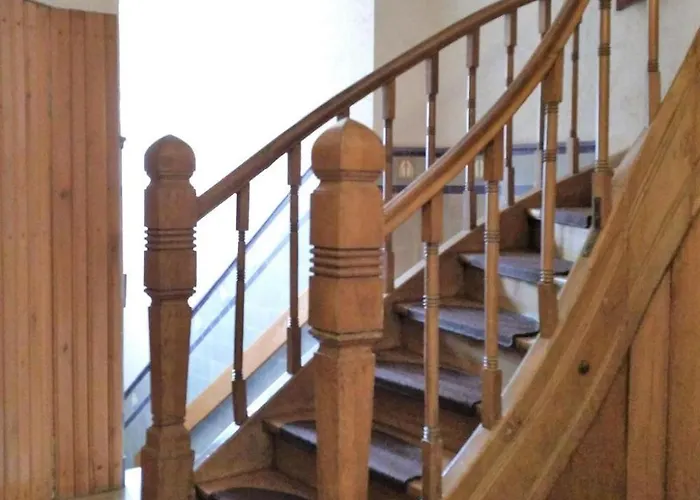 In Einem Historischen Gebaeude Mit Balkon Und Blick Auf Mosel By Interhome Daire *