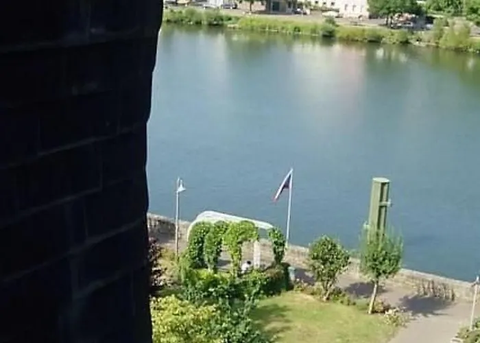 Daire In Einem Historischen Gebaeude Mit Balkon Und Blick Auf Mosel By Interhome *
