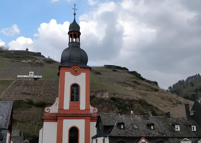 Daire In Einem Historischen Gebaeude Mit Balkon Und Blick Auf Mosel By Interhome